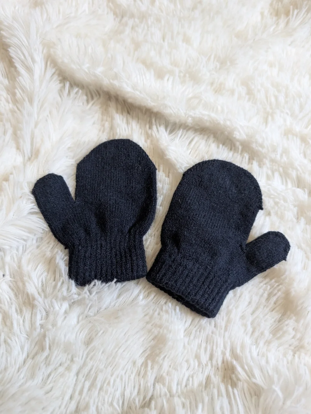 Infant Toddler Navy Blue Knit Mittens